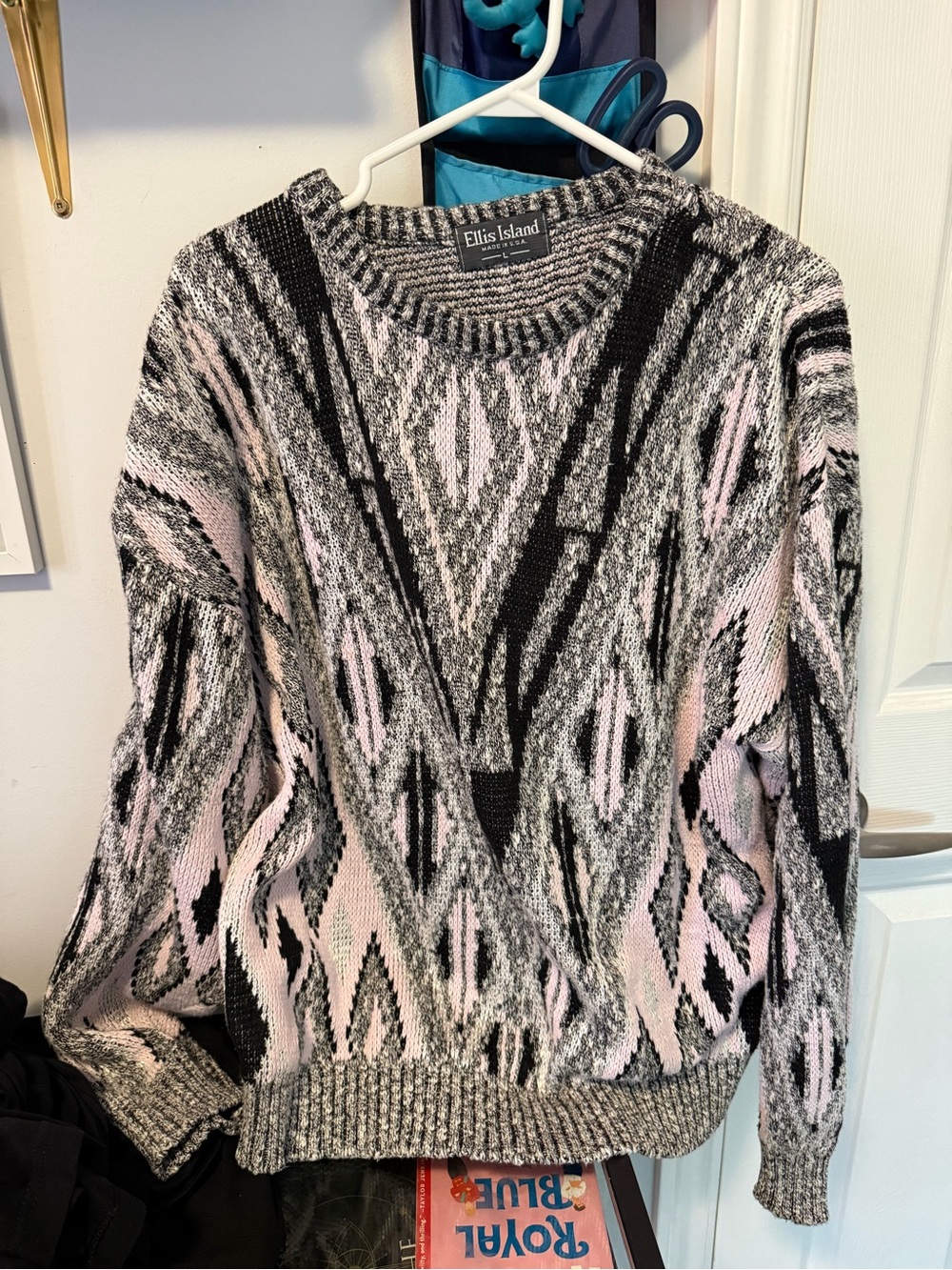 Pink & Gray Patterned Sweater